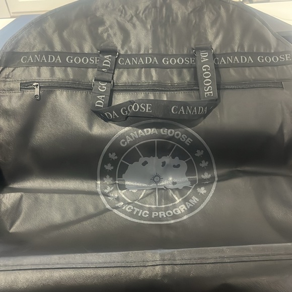 Canada Goose Box, Hangar & Garment Bag -authentic - Picture 7 of 10